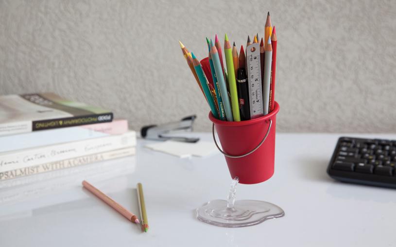 Lapicera ilusión óptica - desk bucket